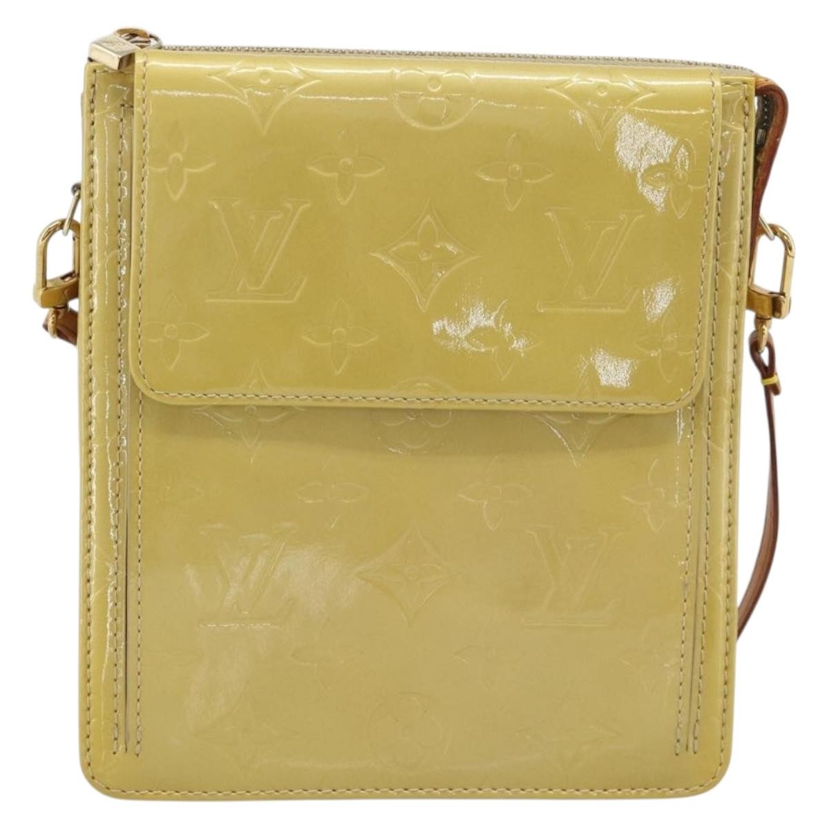 Louis Vuitton Mott Monogram Vernis, Beige, Patent Leather, Clutch
