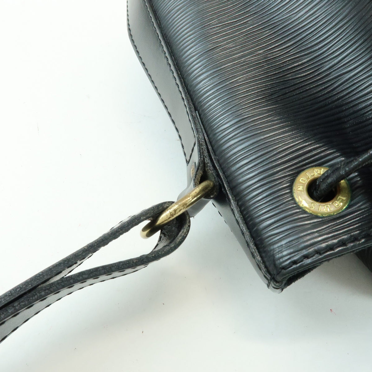 Louis Vuitton Petit Noe Epi Leather, Black, Leather, Handbag