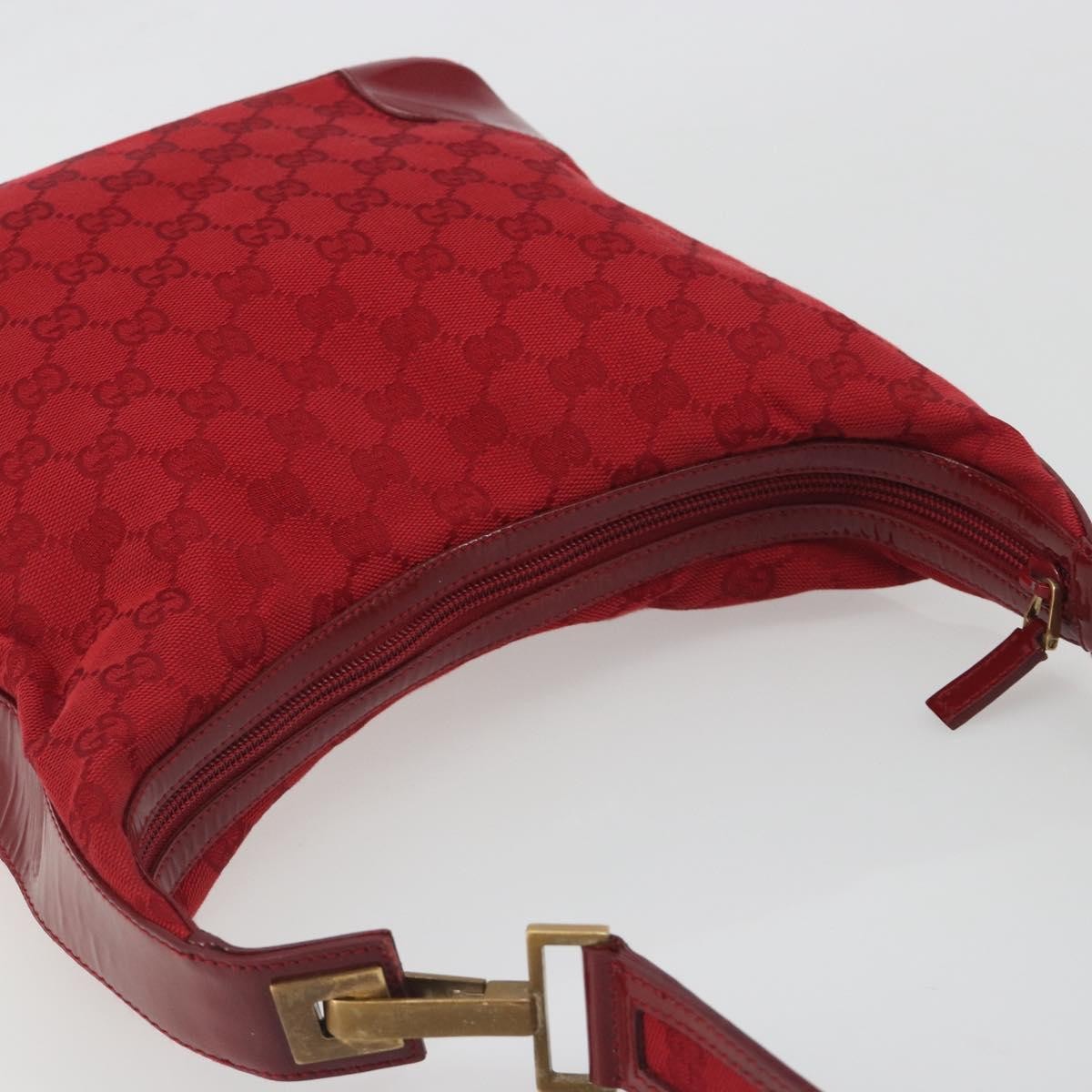 Gucci GG Shoulder GG Matelasse Leather, Red, Canvas, Shoulder Bag