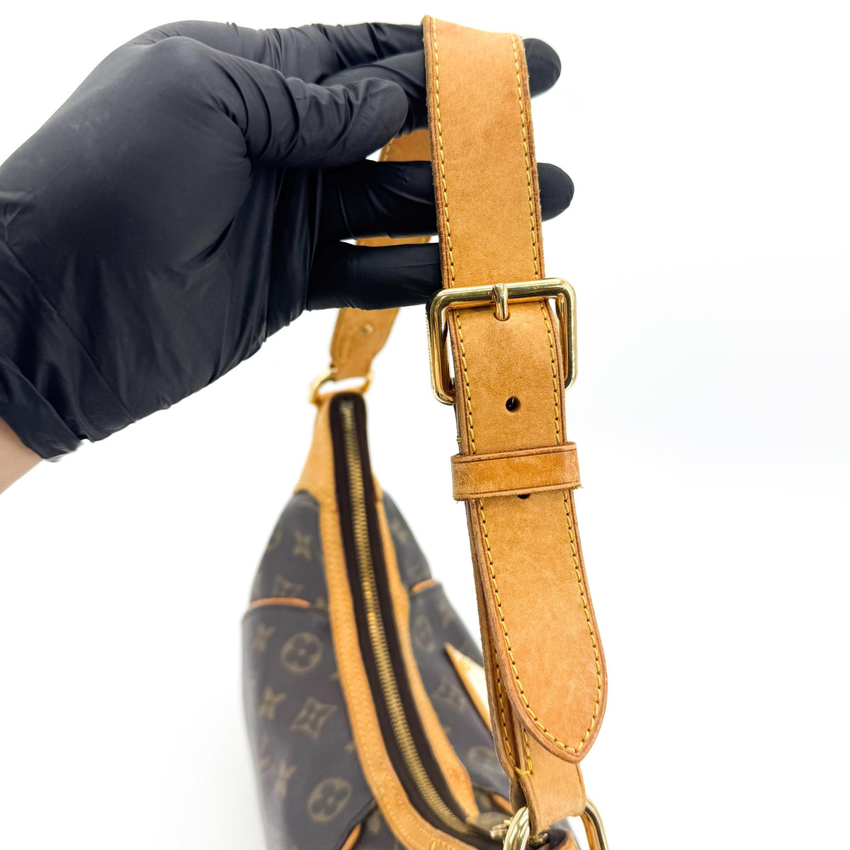 Louis Vuitton Thames Monogram Canvas, Brown, Canvas, Handbag