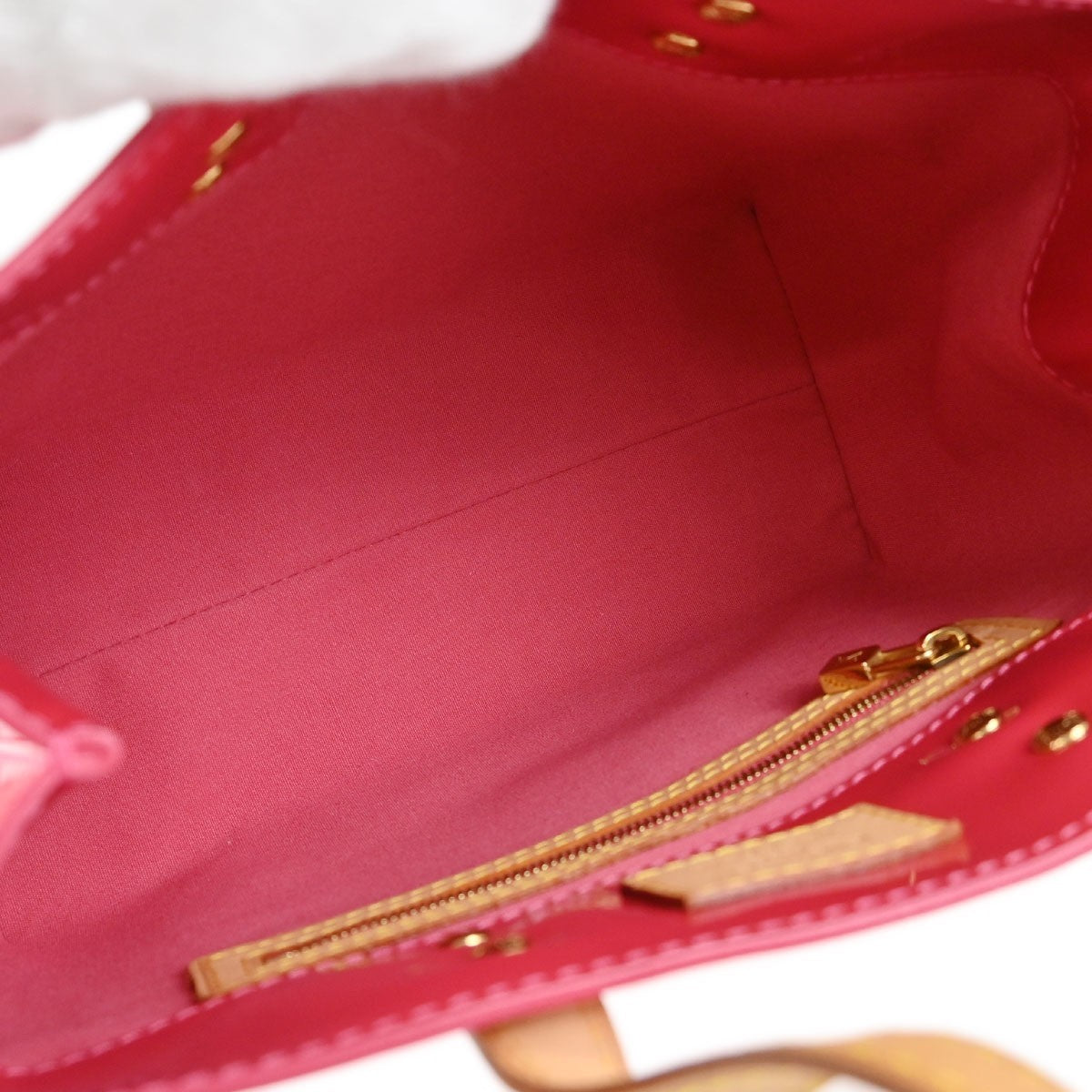 Louis Vuitton Reade Monogram Vernis, Pink, Patent Leather, Handbag