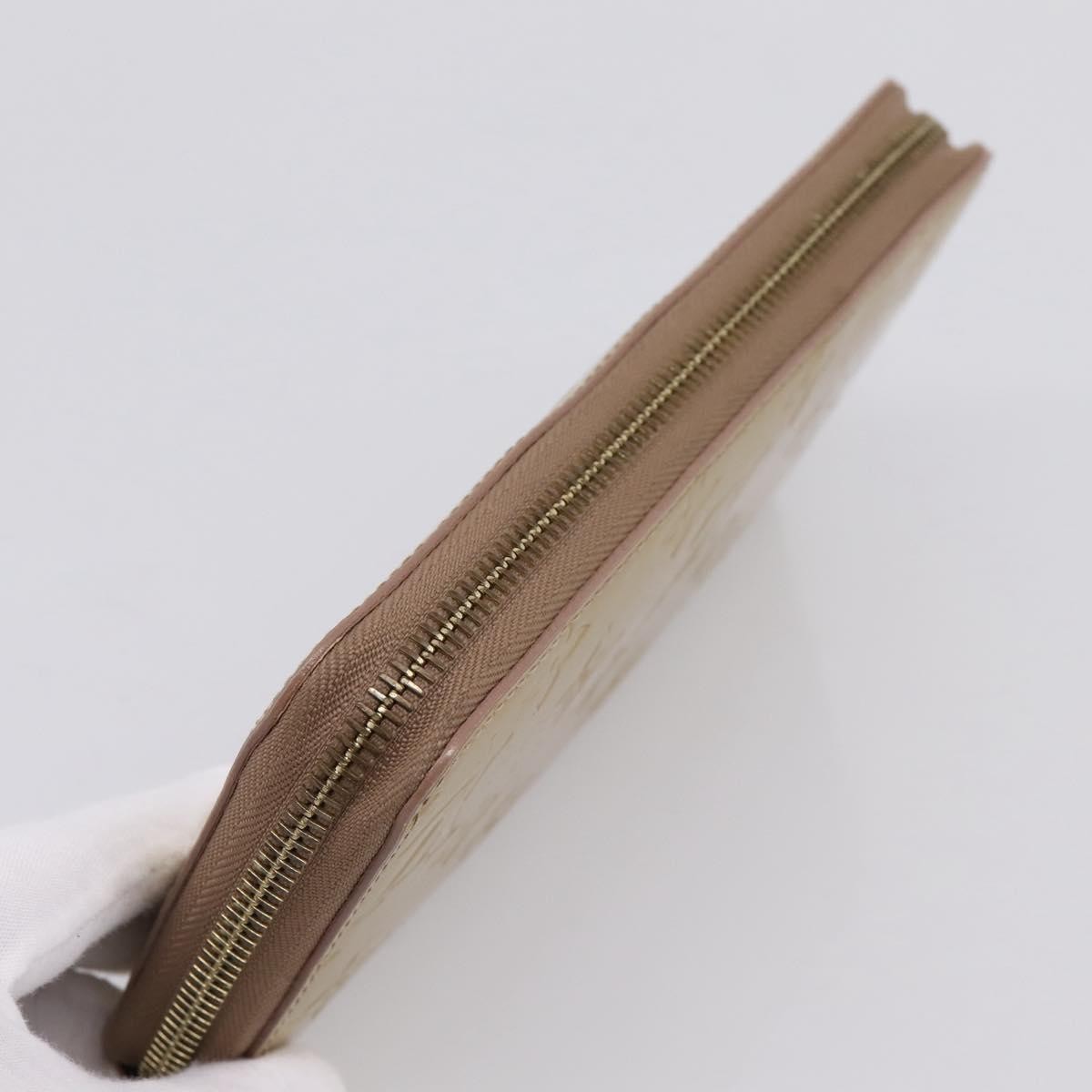Louis Vuitton Zippy Monogram Vernis, Beige, Patent Leather, Wallet