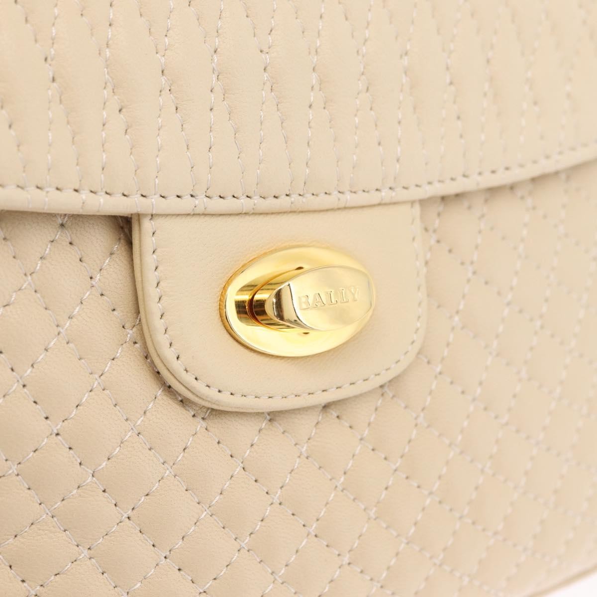 Bally Vintage Chain Quilted Leather, Neutral, Leather, Shoulder Bag