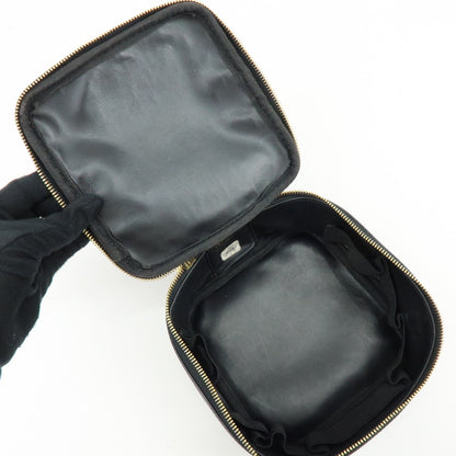 Chanel Vintage Timeless Cosmetic Case Caviar, Black, Leather, Clutch