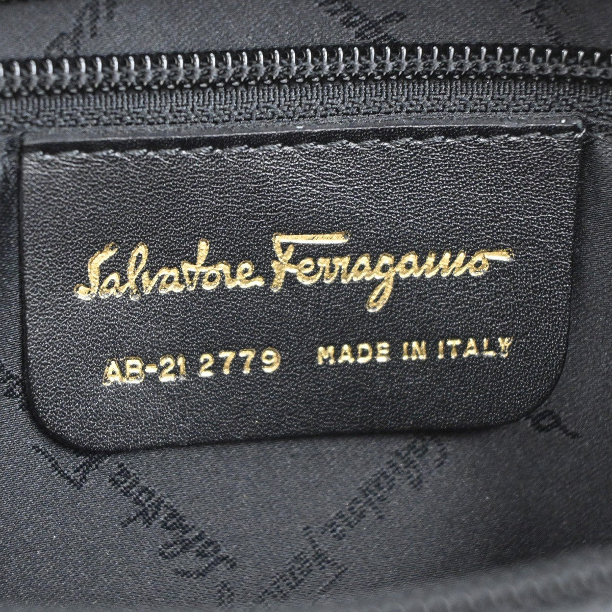 Salvatore Ferragamo Gancini Zip Leather, Black, Canvas, Tote Bag
