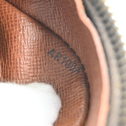 Louis Vuitton Nil Messenger Monogram Canvas, Brown, Canvas, Handbag