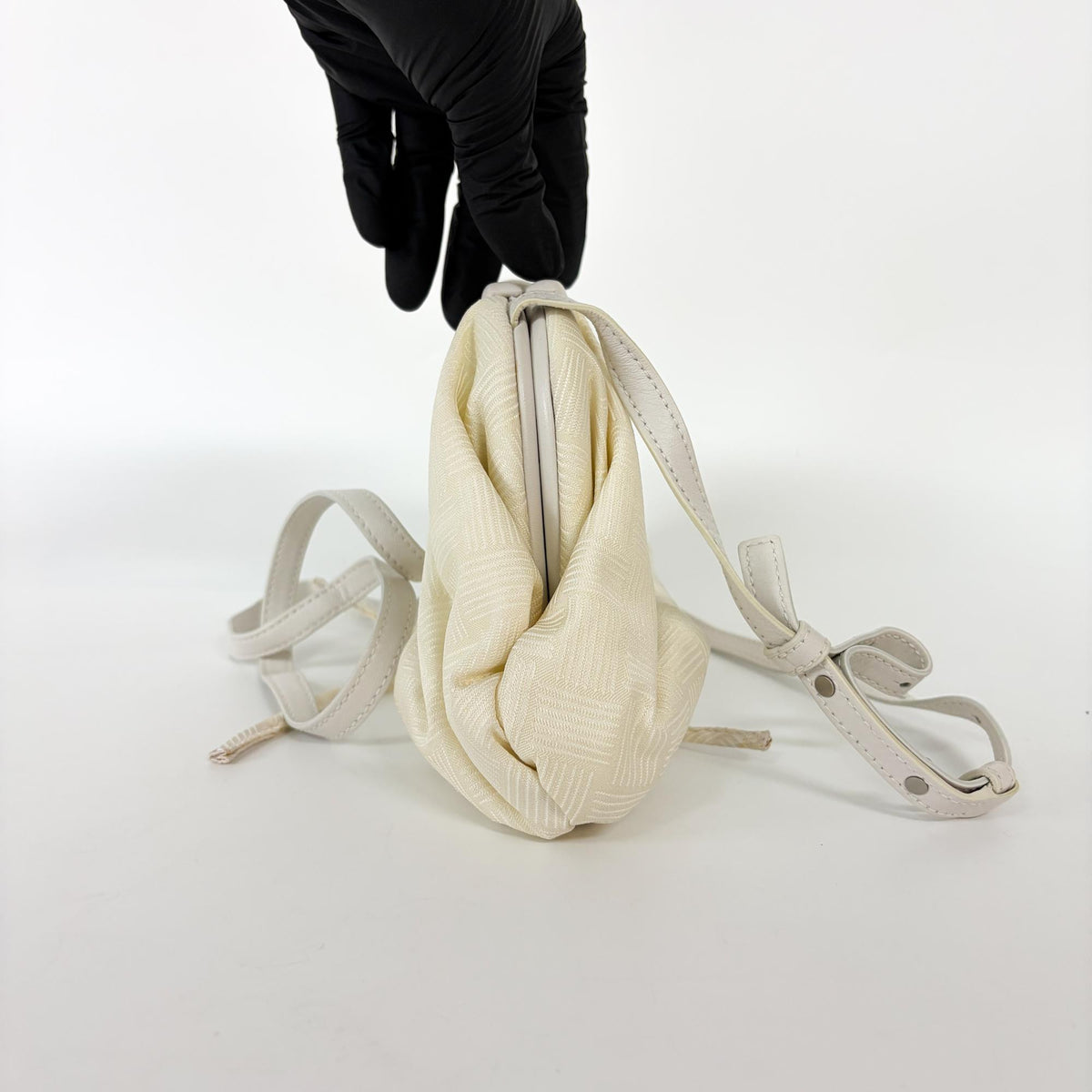 Bottega Veneta Point Leather, White, Other, Shoulder Bag