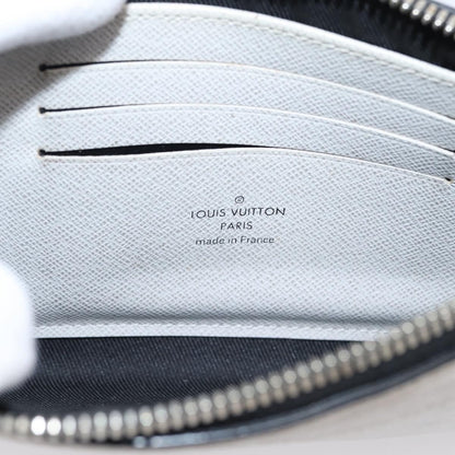 Louis Vuitton Discovery Pochette Monogram Taigarama, White, Canvas, Clutch