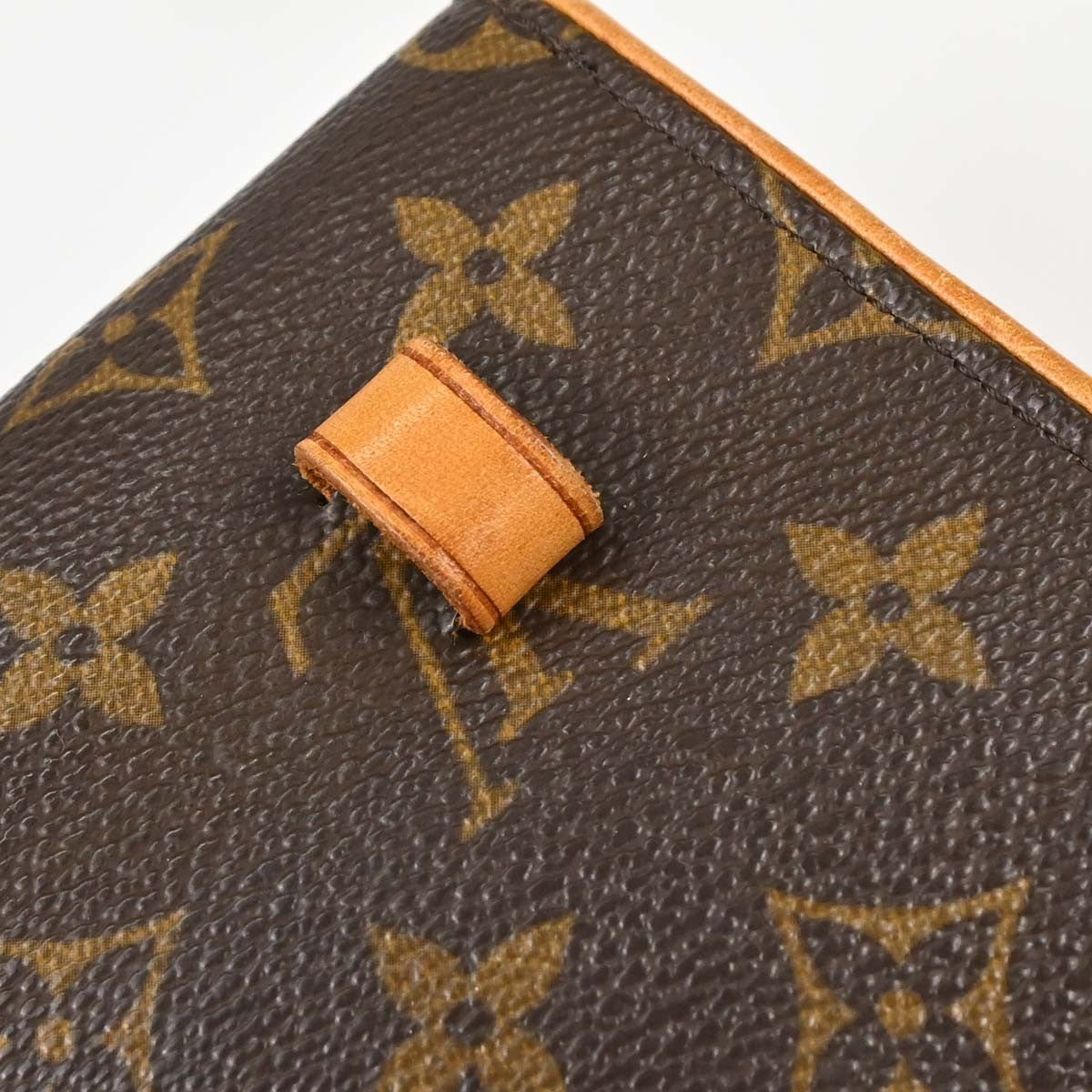 Louis Vuitton Florentine Waist Monogram Canvas, Brown, Canvas, Handbag