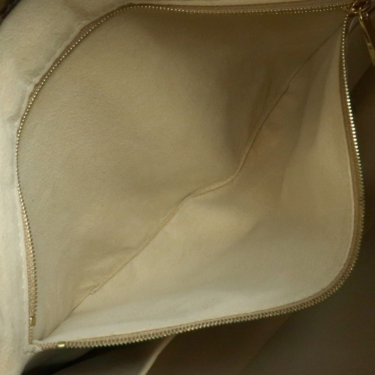 Louis Vuitton Artsy Monogram Canvas, Brown, Canvas, Handbag