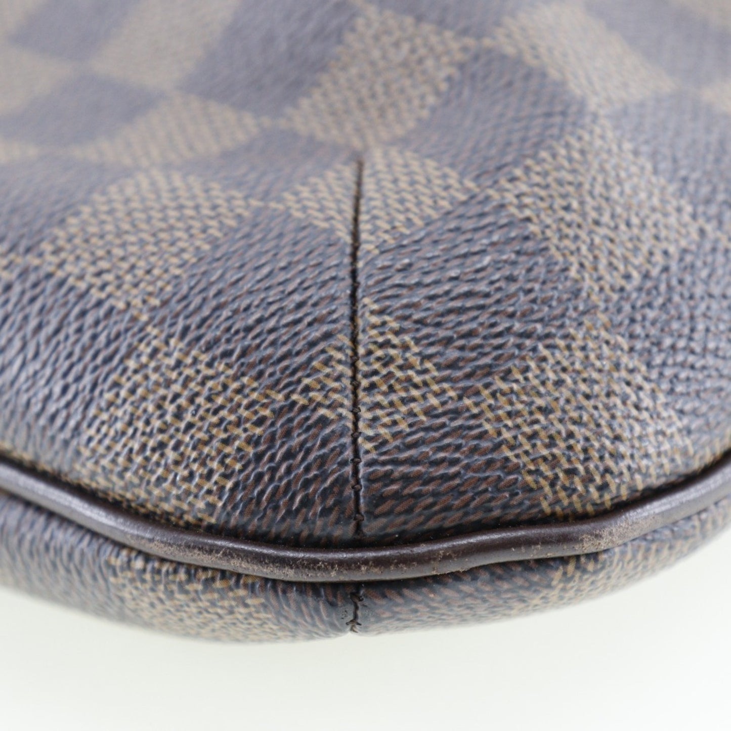 Louis Vuitton Bloomsbury, Brown, Canvas, shoulder