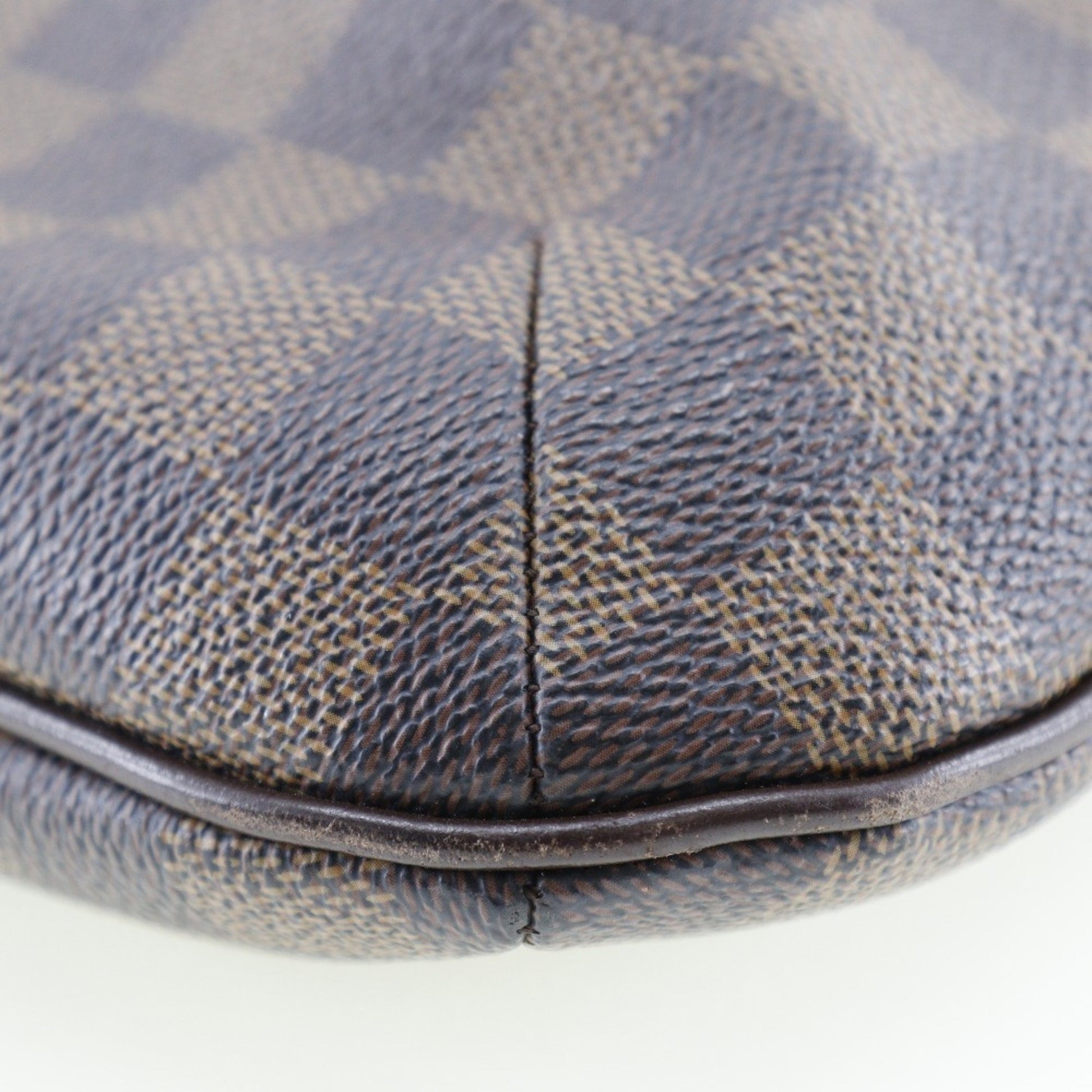 Louis Vuitton Bloomsbury, Brown, Canvas, shoulder