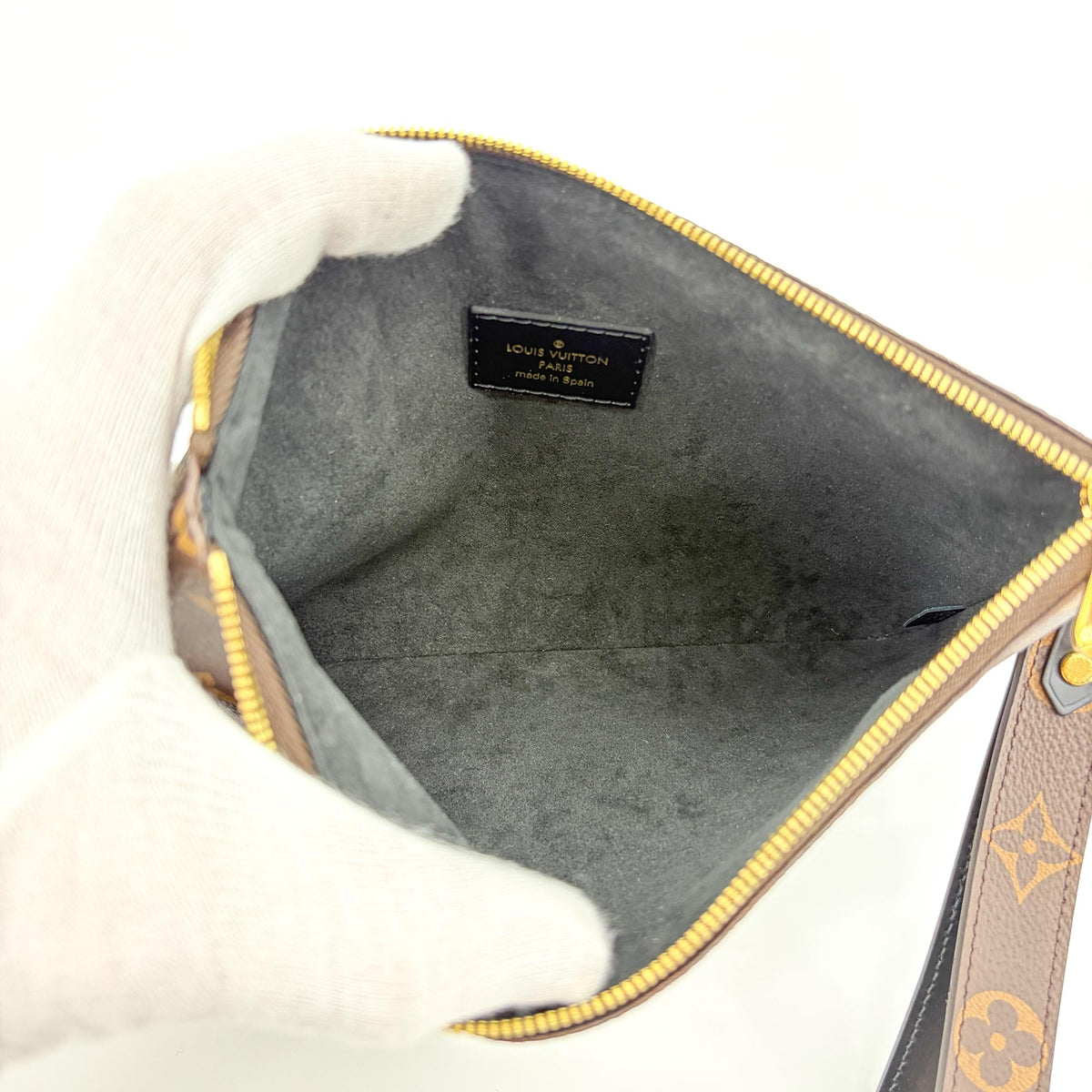 Louis Vuitton City Pouch Limited Edition Patches Monogram Canvas, Brown, Canvas, Clutch