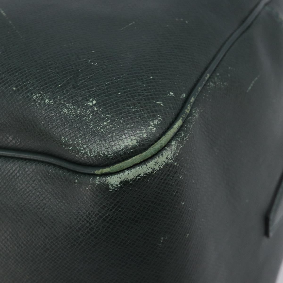 Louis Vuitton Kendall Taiga Leather, Green, Leather, Handbag