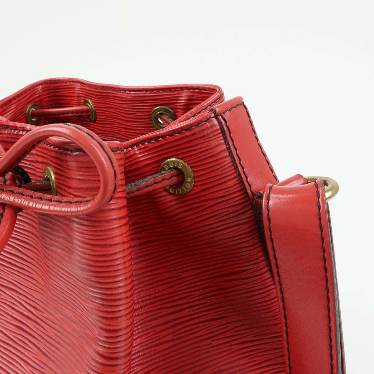 Louis Vuitton Petit Noe Epi Leather, Red, Leather, Handbag