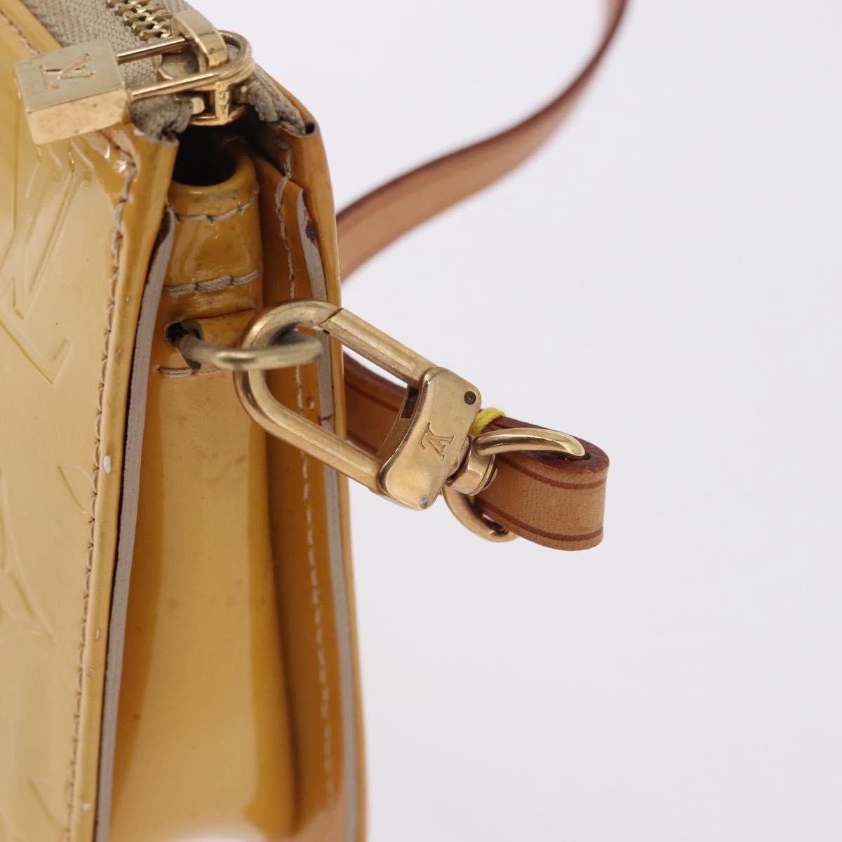 Louis Vuitton Lexington Pochette Monogram Vernis, Beige, Patent Leather, Clutch