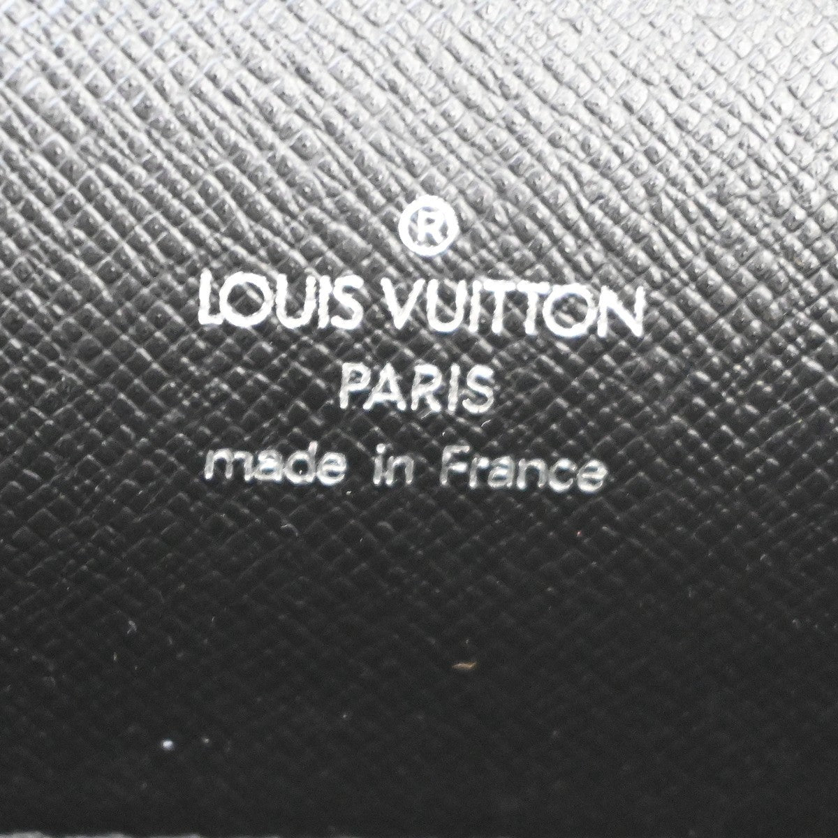 Louis Vuitton Porte-Documents Angara Taiga Leather, Black, Leather, Briefcase