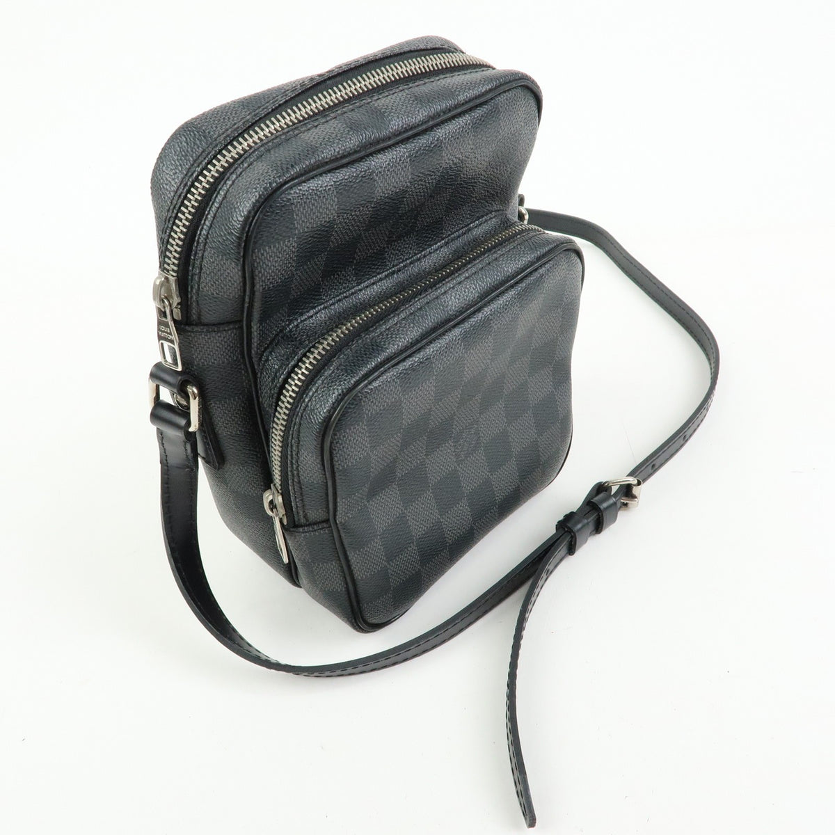 Louis Vuitton Rem Damier Graphite, Black, Canvas, Handbag
