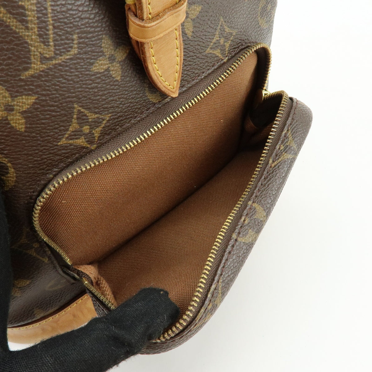 Louis Vuitton Vintage Montsouris Monogram Canvas, Brown, Canvas, Backpack