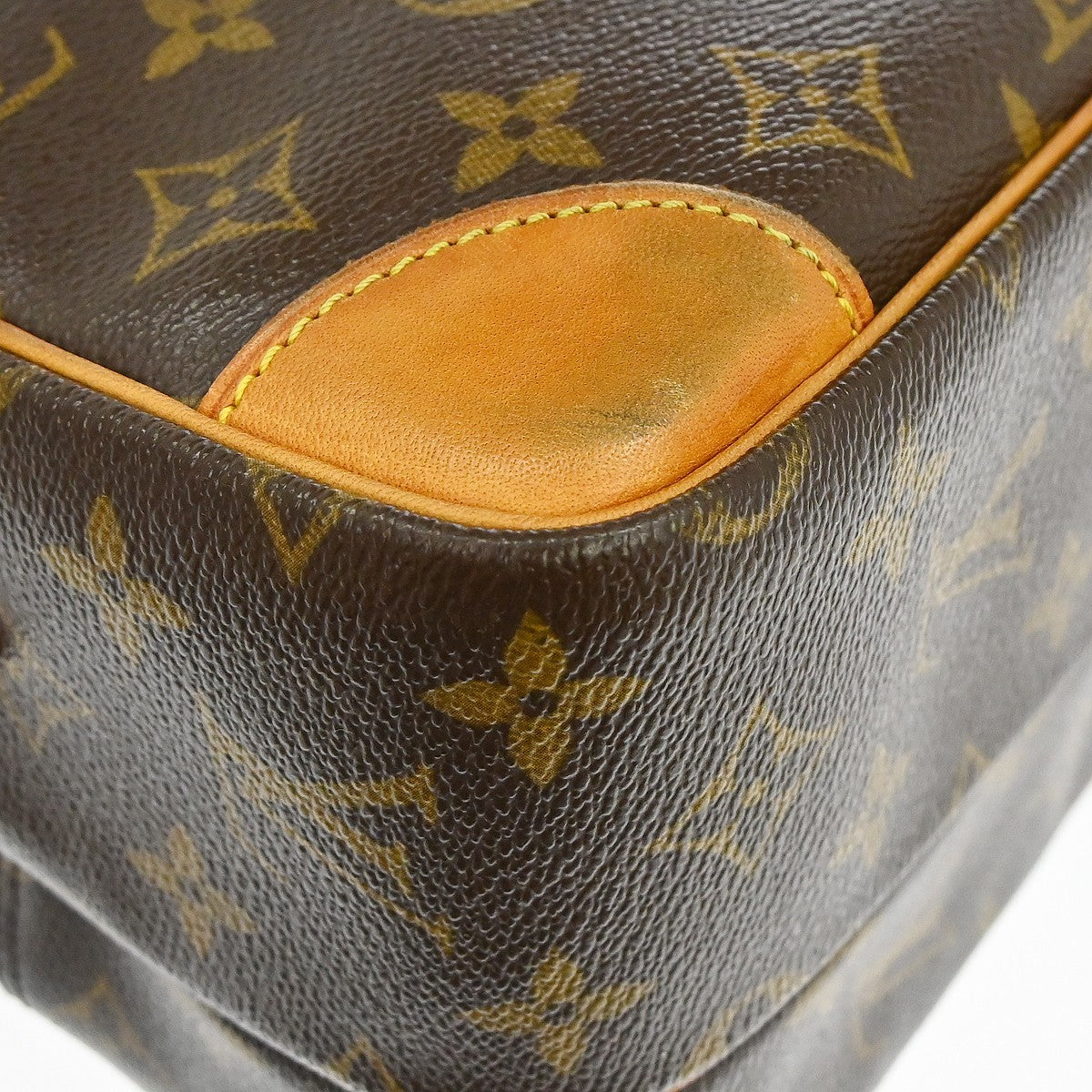 Louis Vuitton Nil Messenger Monogram Canvas, Brown, Canvas, Handbag
