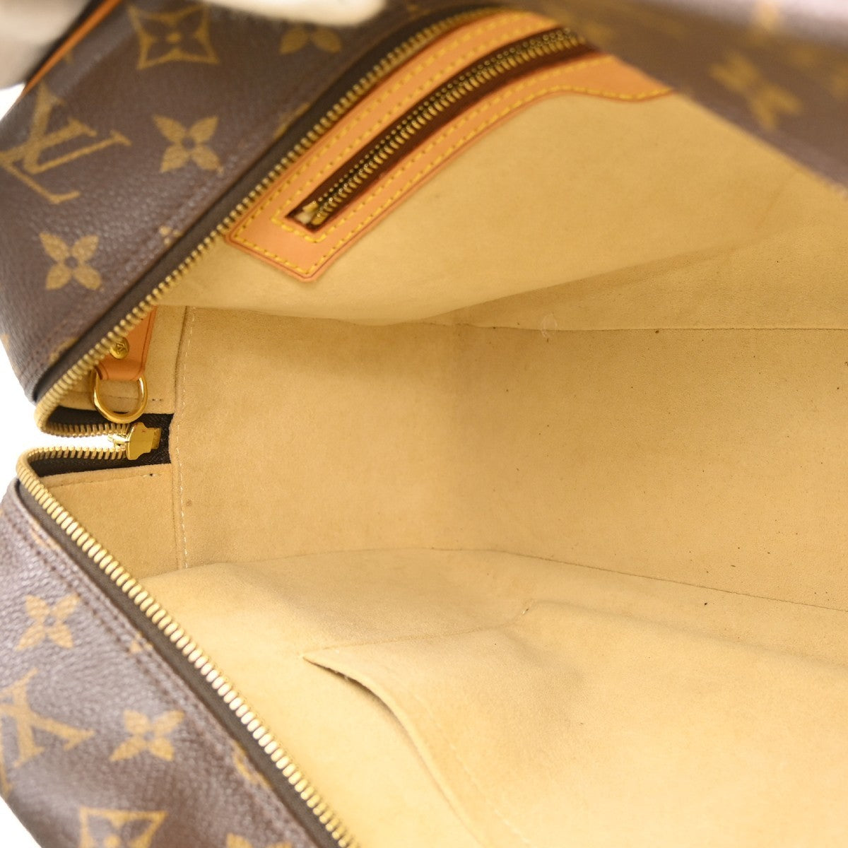 Louis Vuitton Cite Monogram Canvas, Brown, Canvas, Handbag