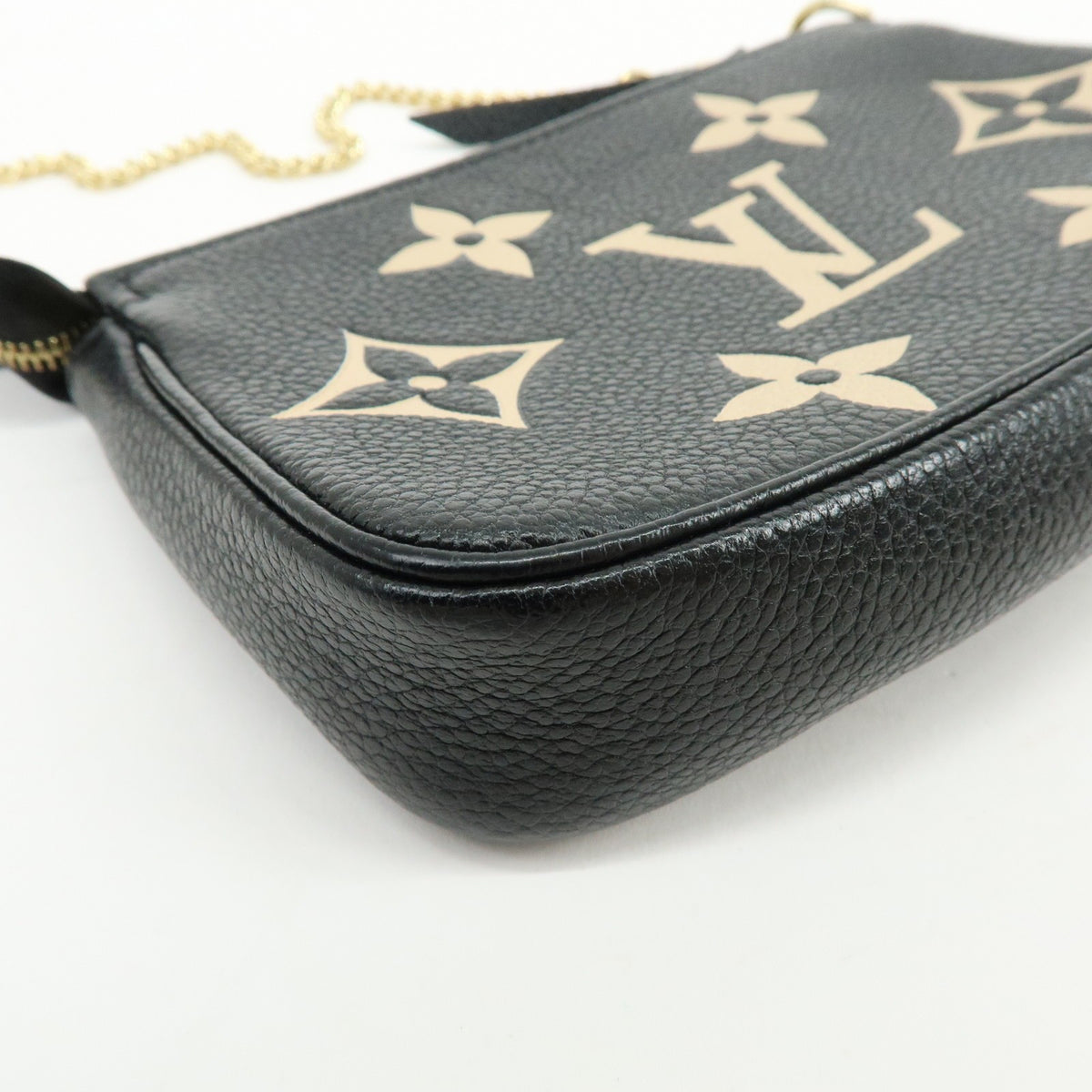 Louis Vuitton Pochette Accessoires Bicolor Monogram Empreinte Giant, Black, Leather, Clutch
