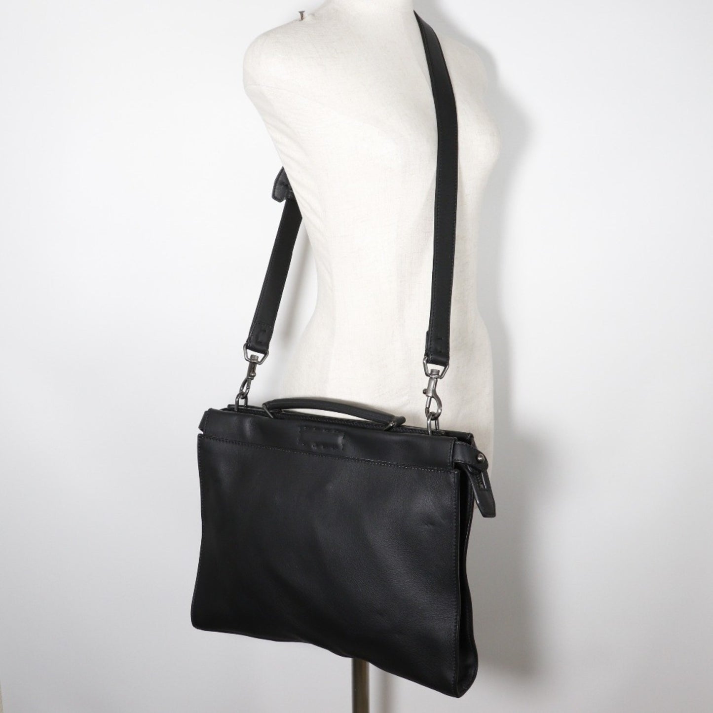 Fendi Peekaboo, Black, Leather, shoulder