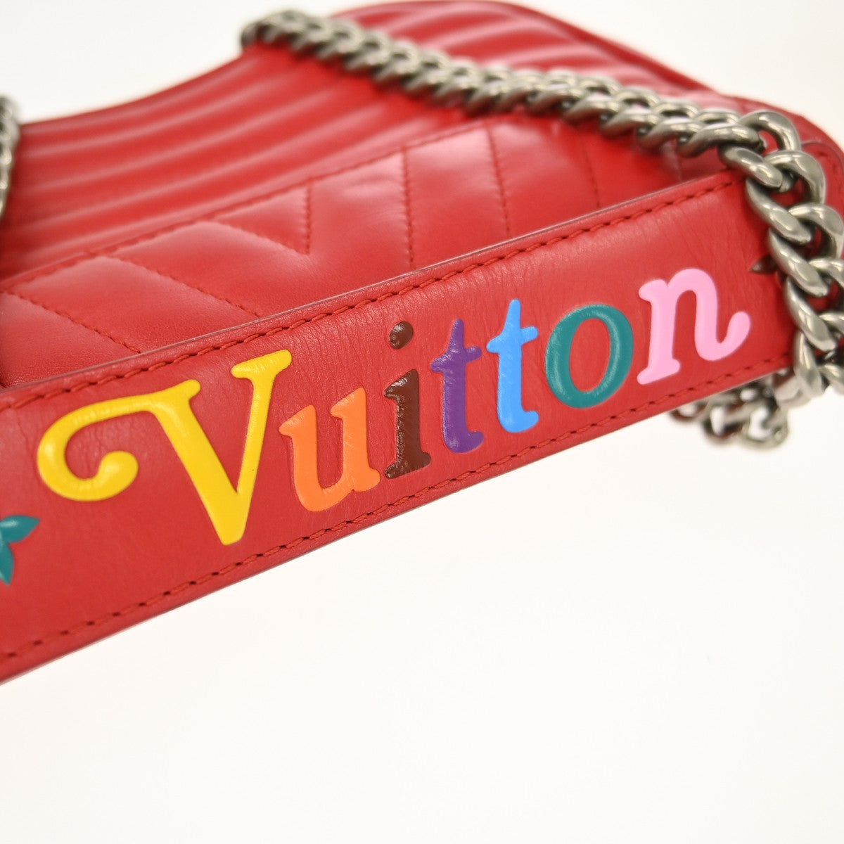 Louis Vuitton New Wave Chain Limited Edition Love Lock Quilted Leather, Pink, Leather, Handbag