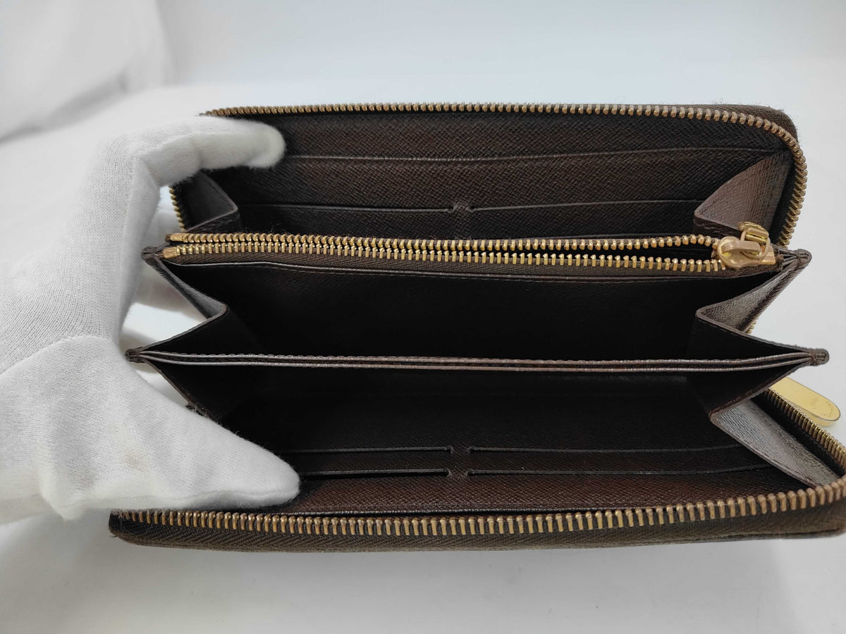 Louis Vuitton Zippy Damier, Brown, Canvas, Wallet