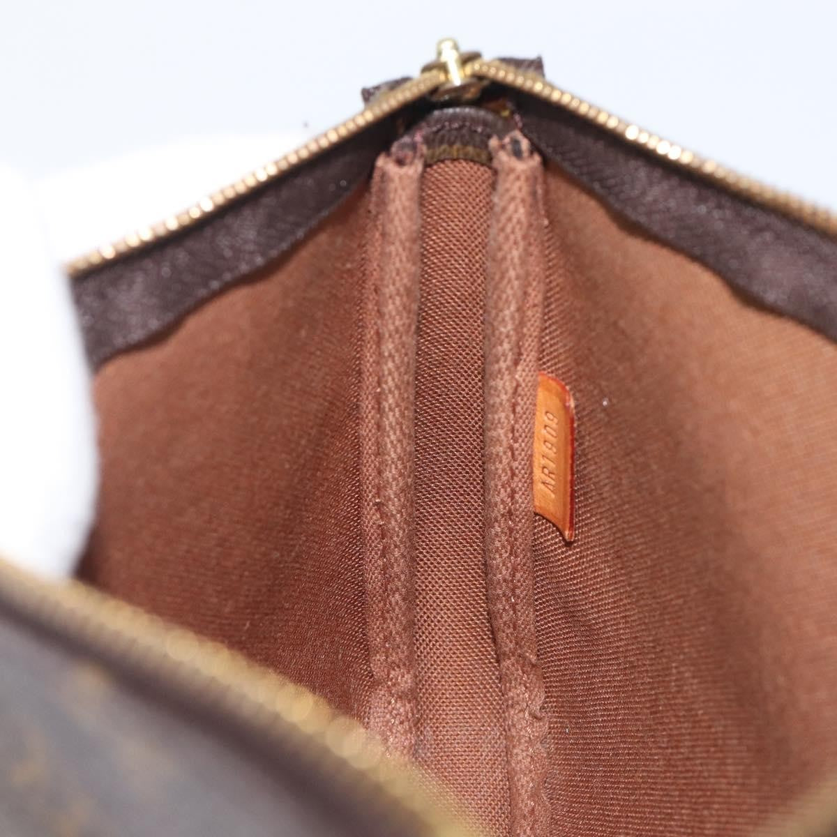Louis Vuitton Pochette Accessoires Monogram Canvas, Multicolour, Canvas, Clutch