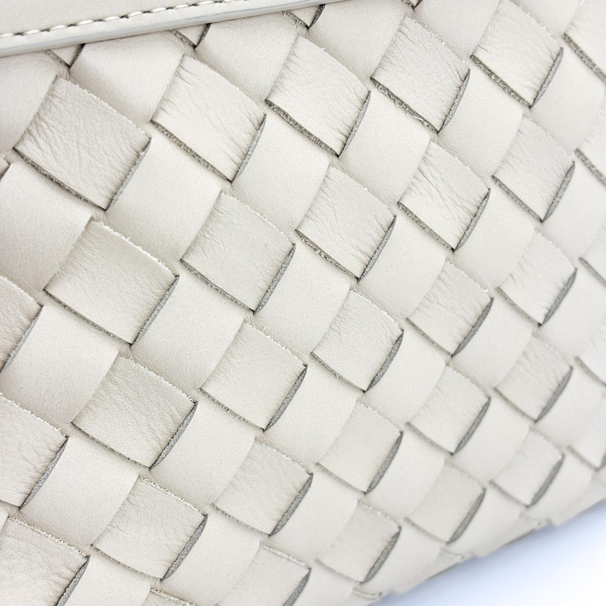 Bottega Veneta Duo Intrecciato Nappa, Beige, Leather, Handbag
