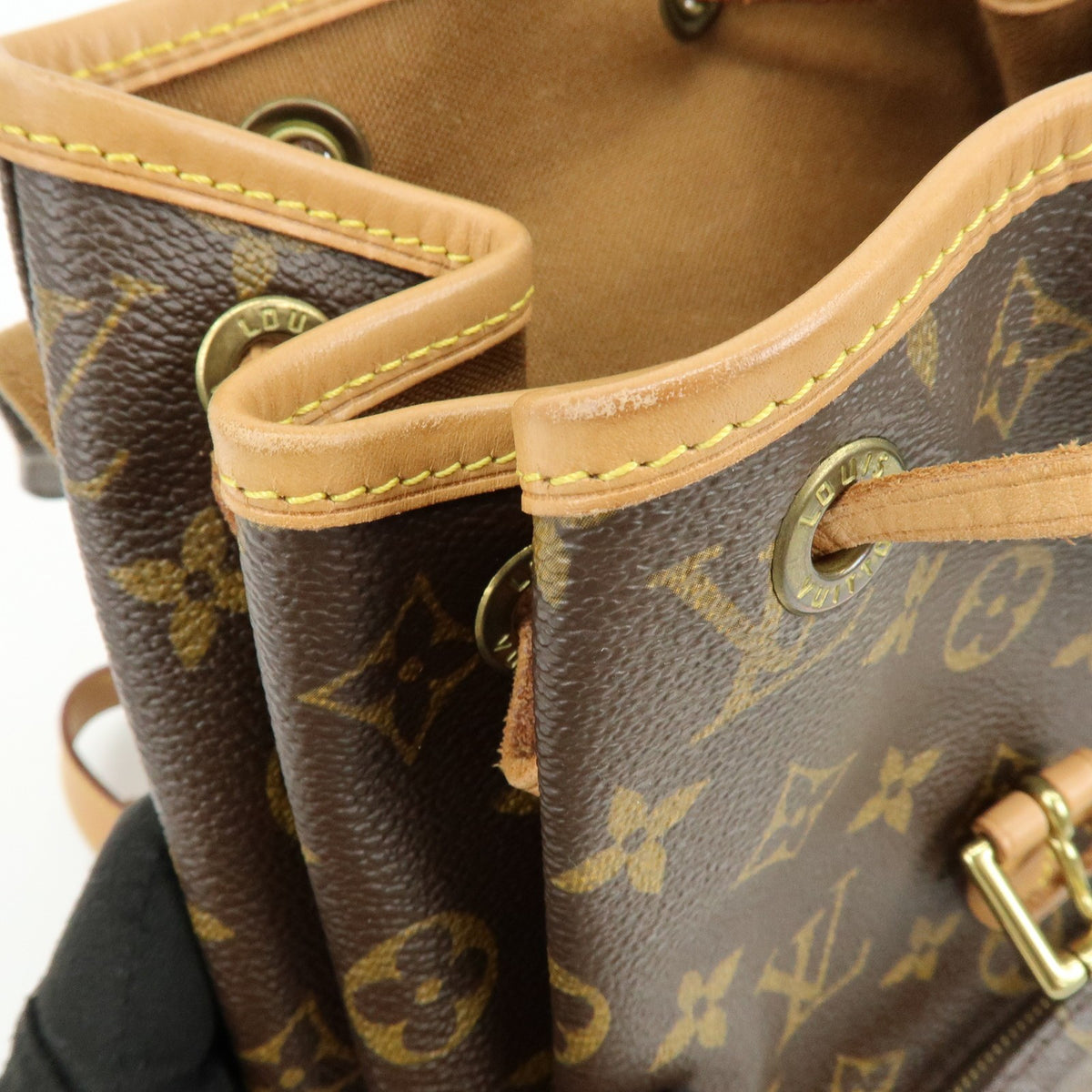 Louis Vuitton Vintage Montsouris Monogram Canvas, Brown, Canvas, Backpack