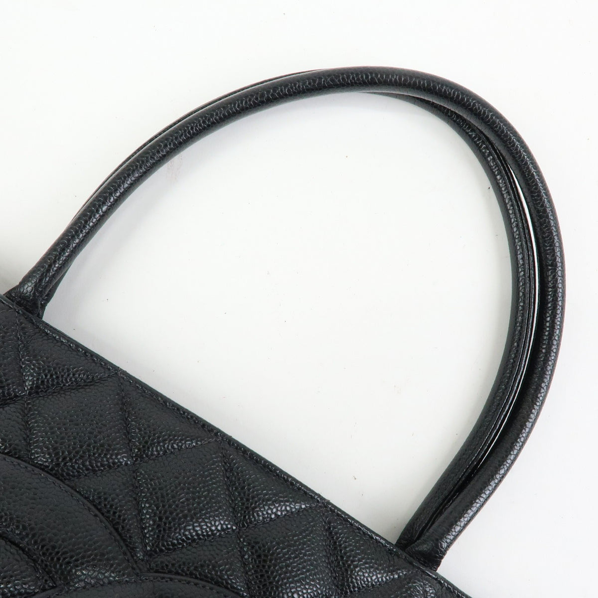 Chanel Medallion Caviar skin, Black, Leather, Tote Bag
