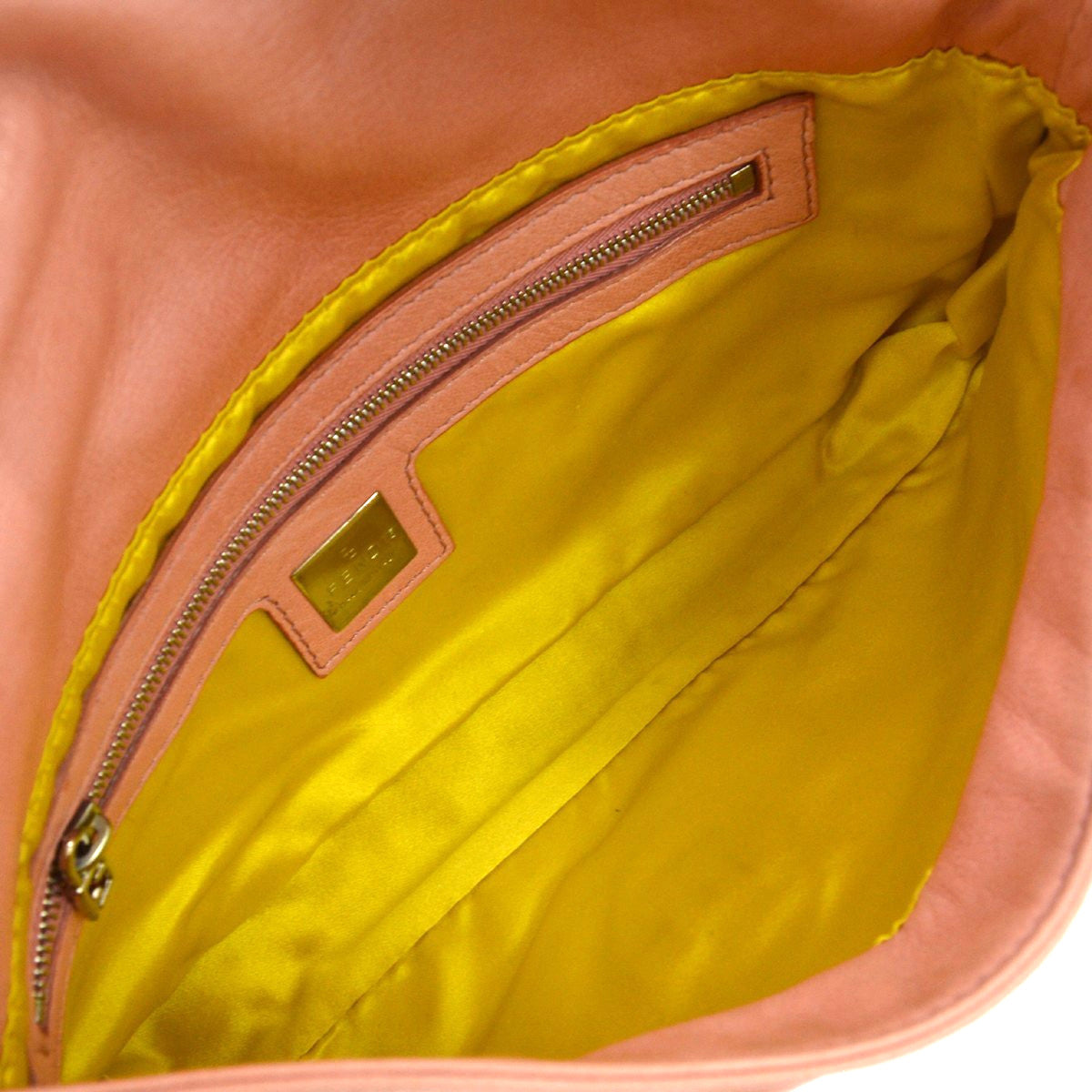 Fendi Baguette Leather, Pink, Leather, Handbag