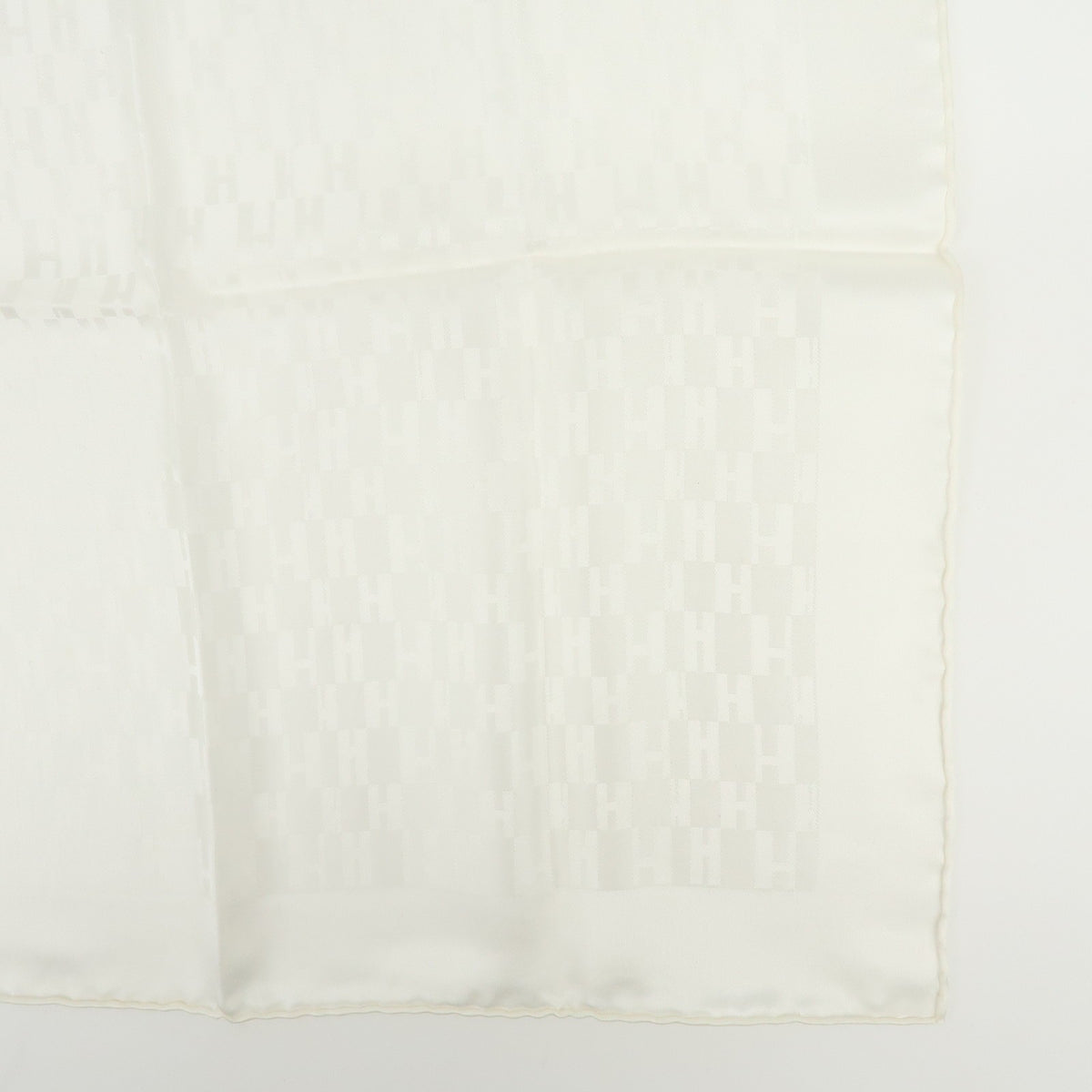 Hermes Carré 40 Silk, White, Silk, Scarf