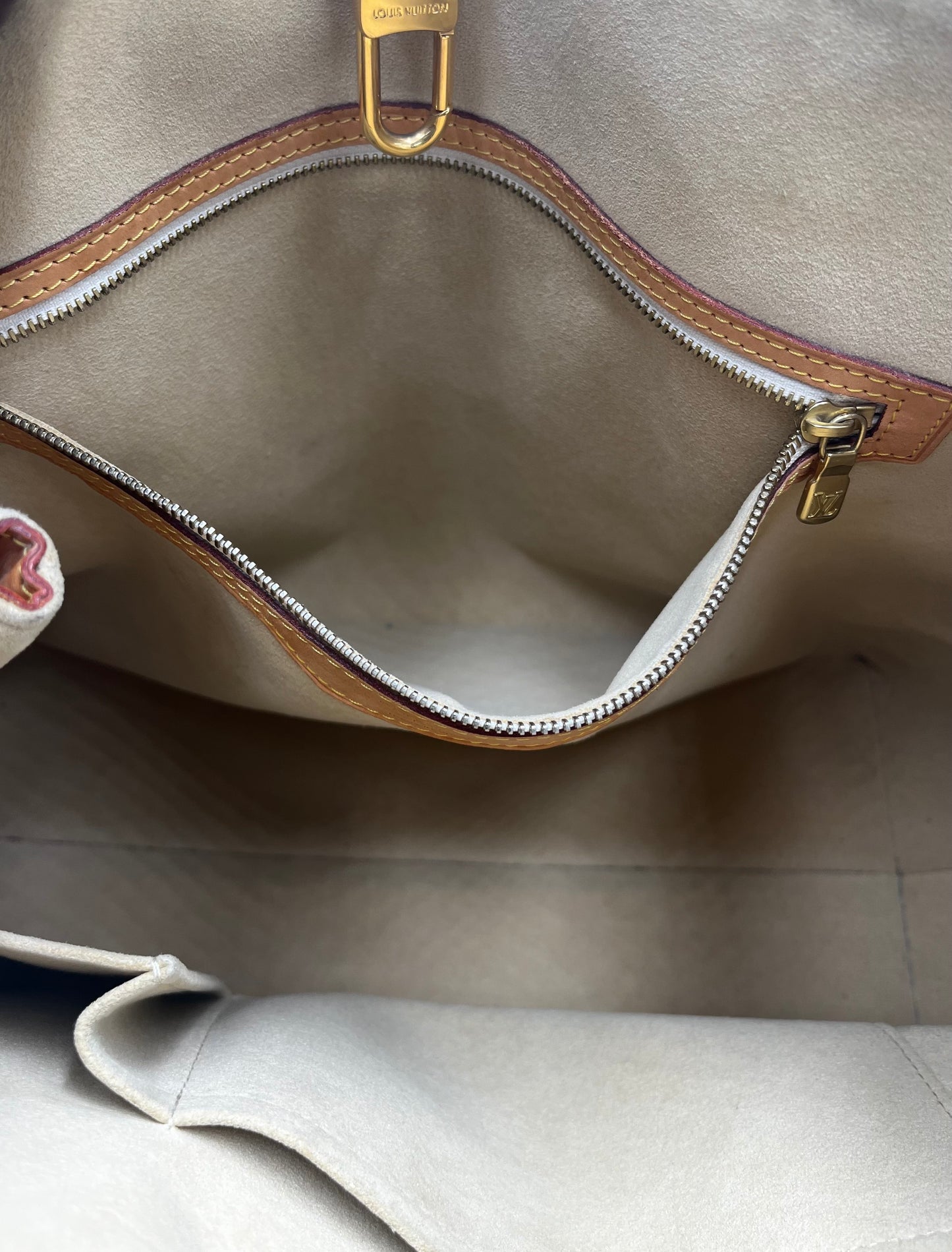 Louis Vuitton Hampstead Handbag Damier, Beige, Canvas, Handbag