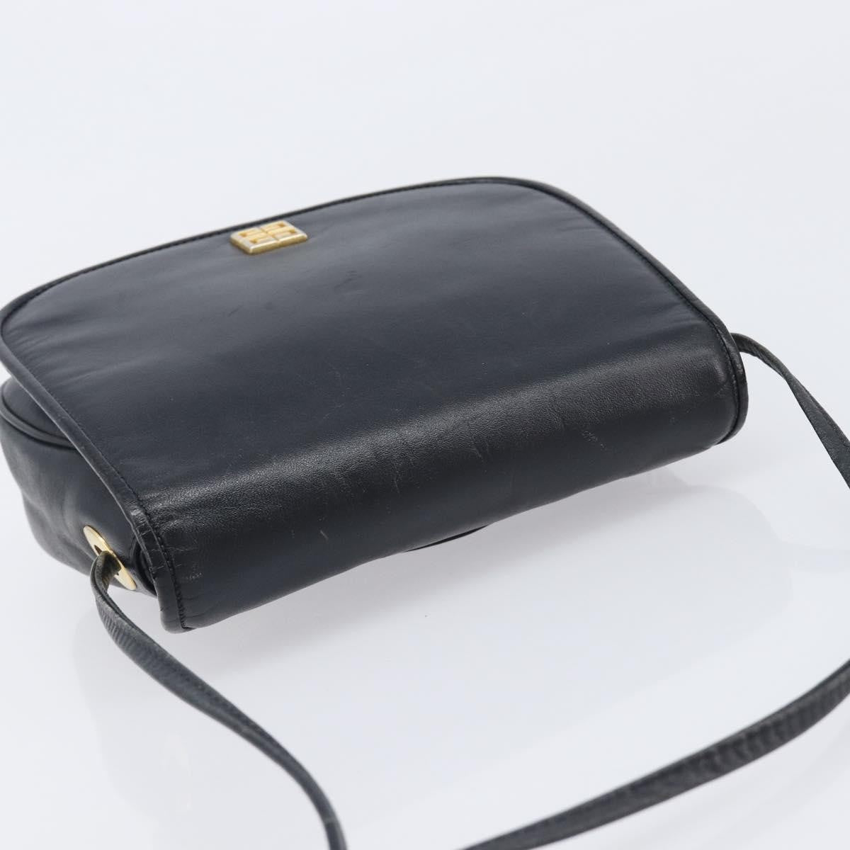Givenchy 4G Shoulder Bag Leather, Black, Leather, Shoulder Bag
