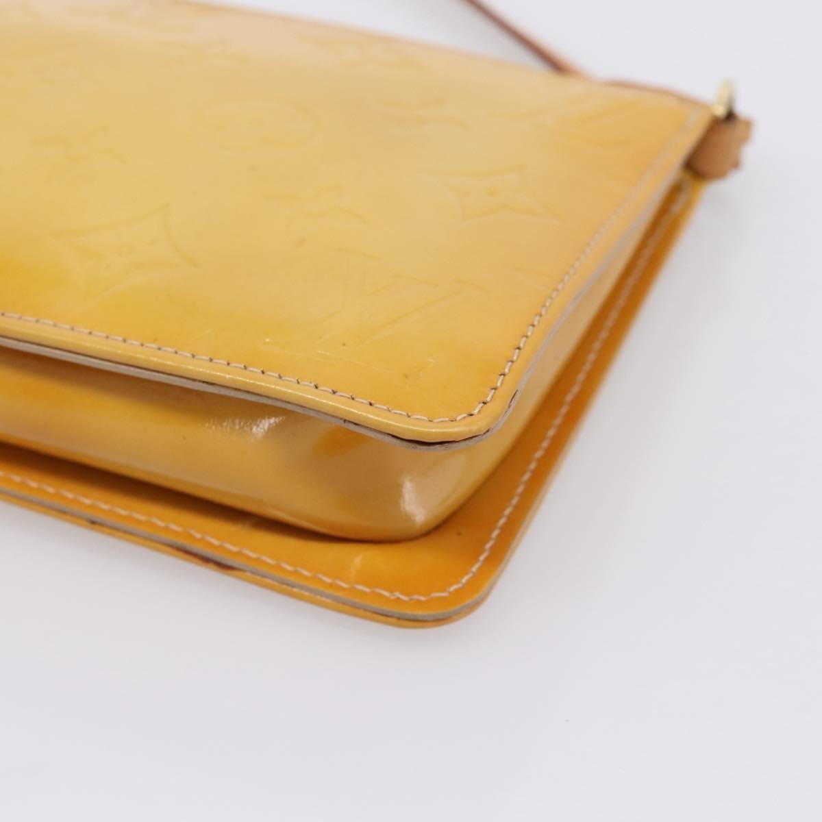 Louis Vuitton Lexington Pochette Monogram Vernis, Beige, Patent Leather, Clutch