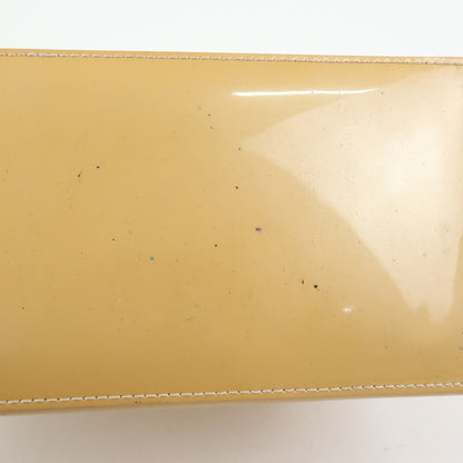 Louis Vuitton Wilshire Monogram Vernis, Beige, Patent Leather, Handbag