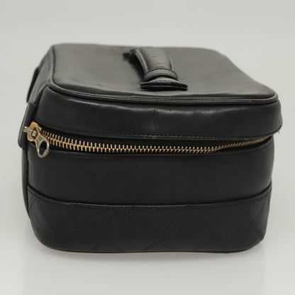 Chanel Vanity pouch Leather, BLACK, LEATHER, Handbag
