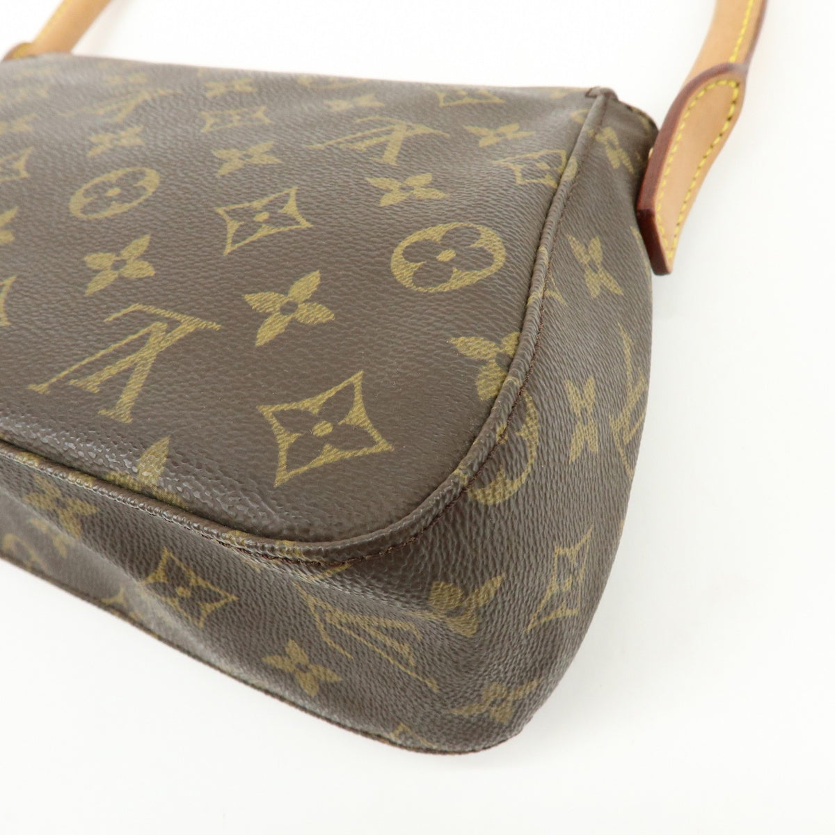 Louis Vuitton Looping Monogram Canvas, Brown, Canvas, Handbag