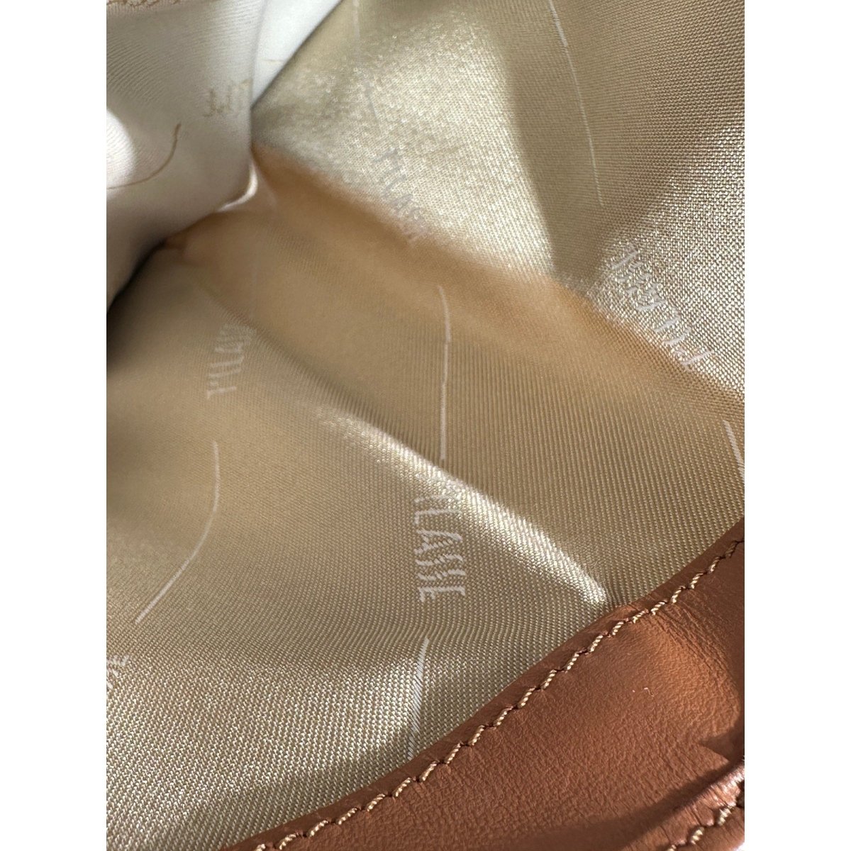 Alviero Martini Geo Classic Wallet - Brandsamsara