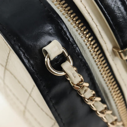 Chanel Vanity Case Quilted Crumpled Calfskin, White, Leather, Handbag