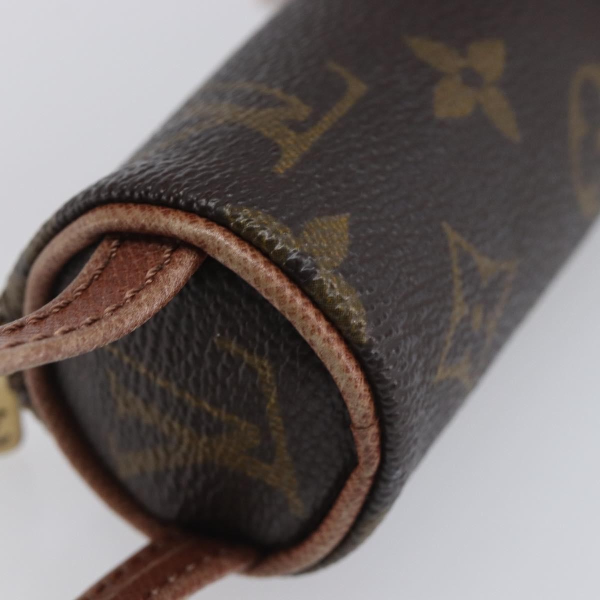 Louis Vuitton golf ball case monogram, Brown, Canvas, Clutch