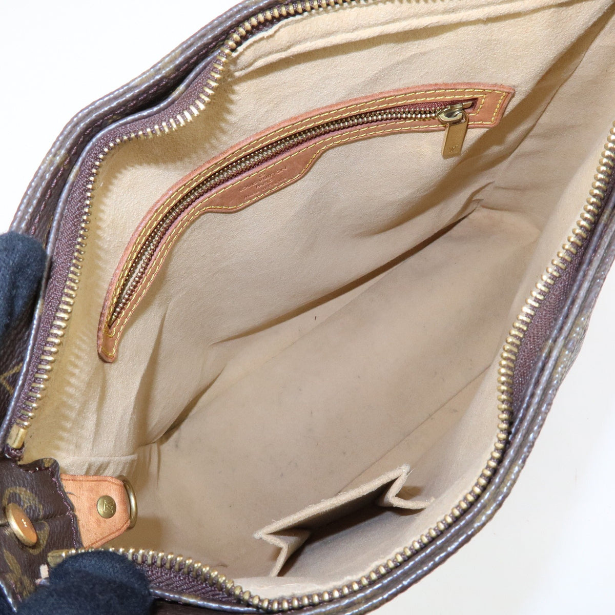 Louis Vuitton Looping Monogram Canvas, Brown, Canvas, Handbag
