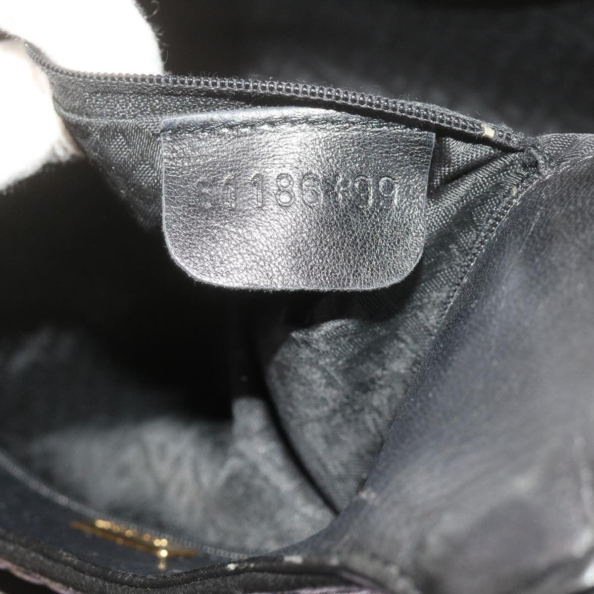 Bally Vintage Shoulder Bag - Brandsamsara