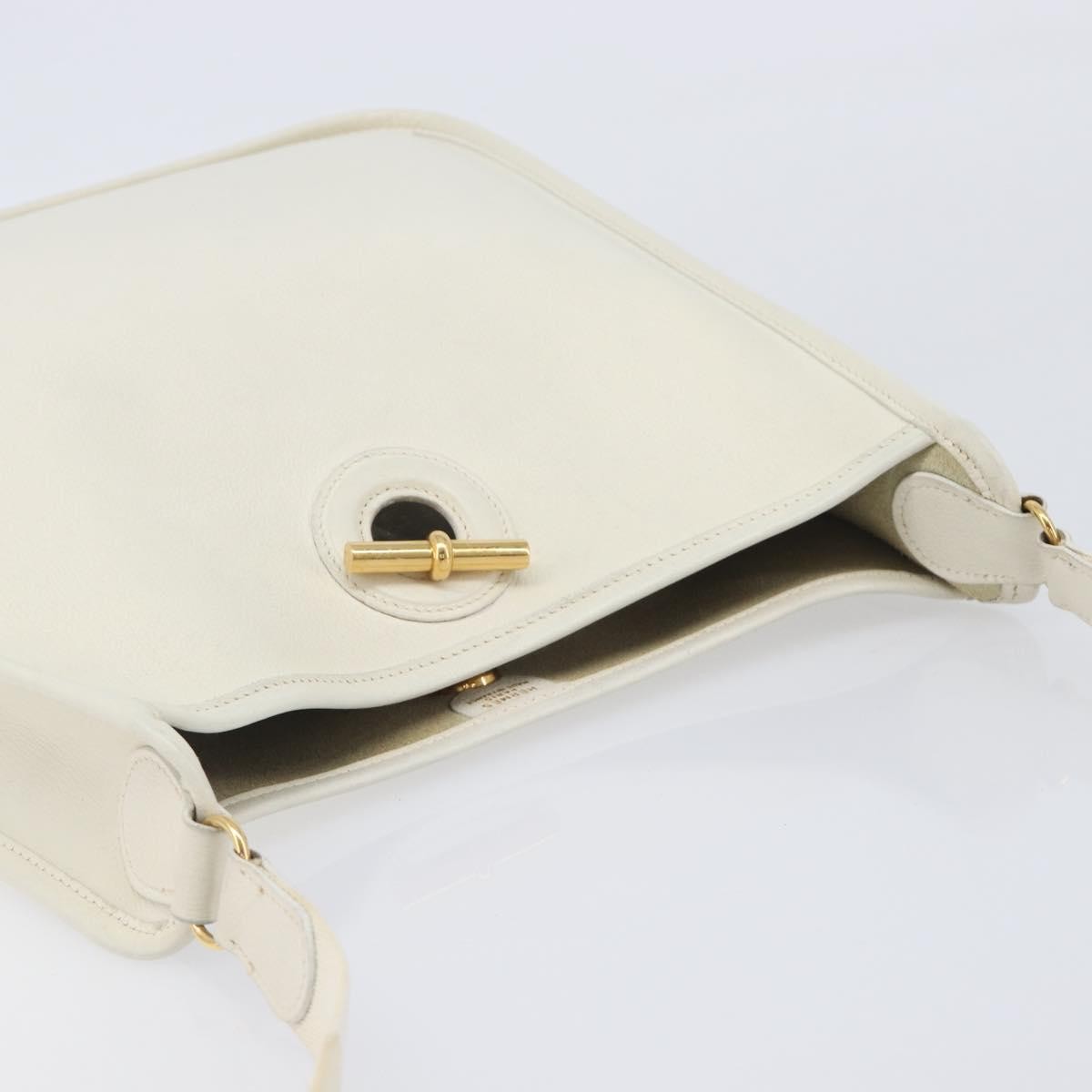 Hermes Vespa Courchevel, White, Leather, Shoulder Bag