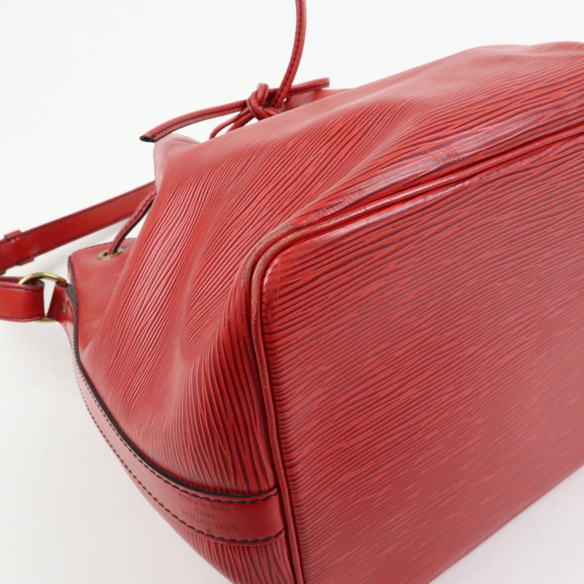 Louis Vuitton Petit Noe Epi Leather, Red, Leather, Handbag