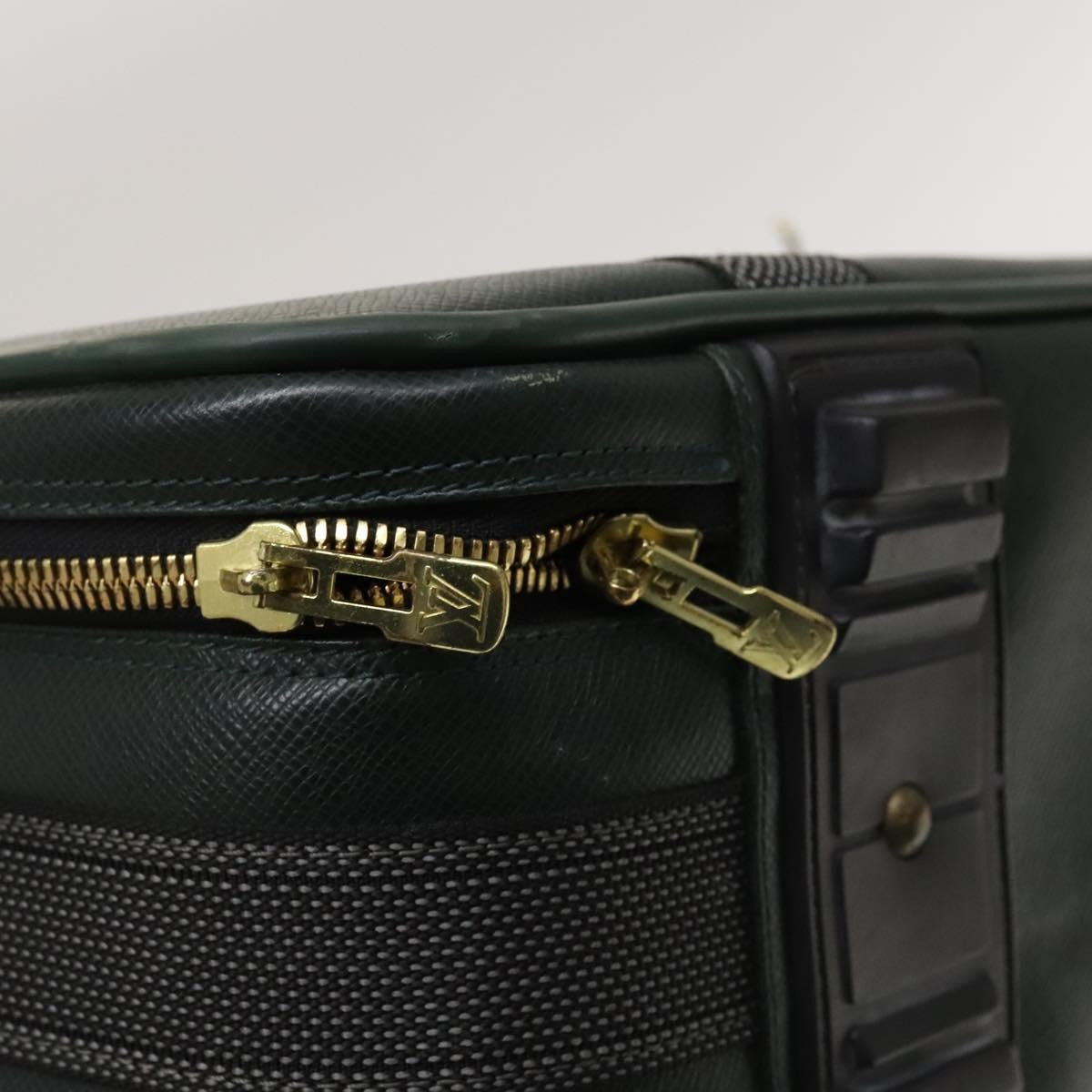 Louis Vuitton Satellite Travel Taiga Leather, Green, Leather, Travel Bag