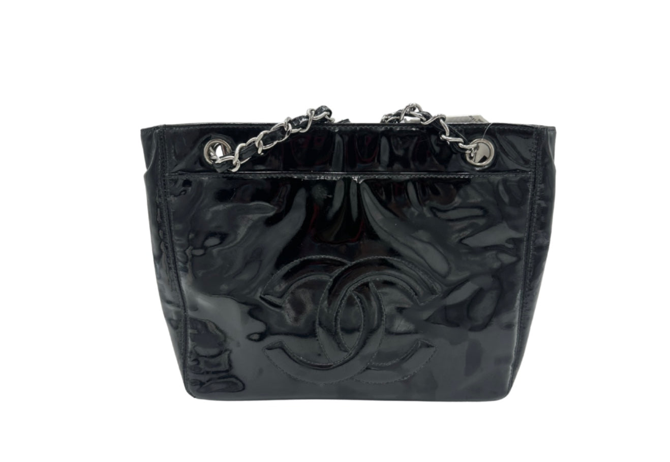 Chanel BLACK PATENT LEATHER HANDBAG diana, Black, Patent Leather, Shoulder Bag